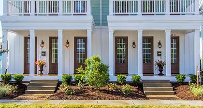 412a The Inlet House Spacious 4 BR Townhouse Walking Distance to the Beach