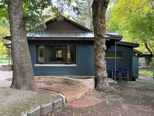 2BR/2BA Cabin + Separate Loft | Walk Next Door