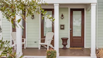 Villa (2 Bedrooms) | Front of property