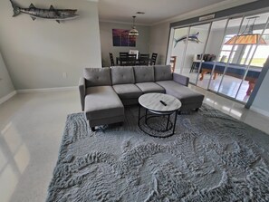 Interior - 4544 Auburn Ave (Fort Myers)