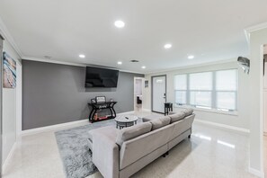 บ้านพัก (3 Bedrooms) | ภายใน