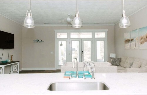 527 The Cape Henry House