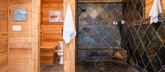 4297 Earney Rd, Unit 2, Woodstock