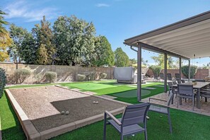 Interior - 49th St (Scottsdale)