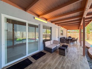 House (4 Bedrooms) | Interior - 6616 Travis Blvd (Tampa)