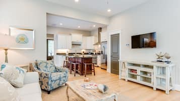 Villa (4 Bedrooms) | Interior