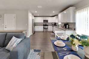 Interior - 6506 N 22nd St (Tampa)