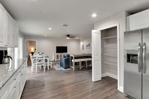 Interior - 6506 N 22nd St (Tampa)