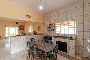 Casa, para fumadores | 2 habitaciones