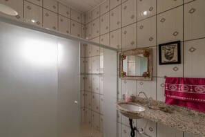 Casa, para fumadores | 2 habitaciones