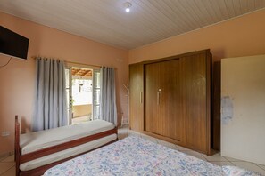 House, Smoking | 2 bedrooms - Ch Cara com Piscina e Churrasqueira em Lagoinha (Lagoinha)