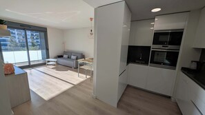 Apartment | 2 bedrooms, Internet - Badalona Marina 2BR apt With Pool Near the Beach (Badalona)