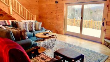 Chalet (4 Bedrooms) | Interior