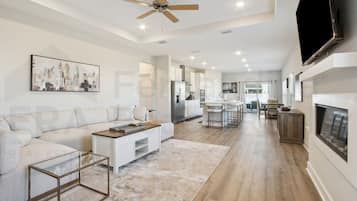 House (2 Bedrooms) | Interior
