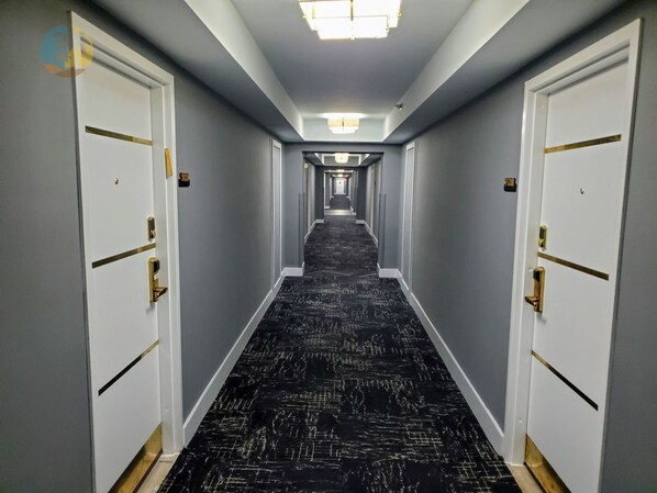 Interior - Alexander 1104 (Miami Beach)