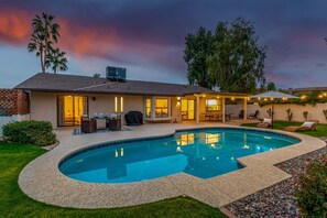 Interior - Beverly Scottsdale (Scottsdale)