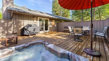 Tempat makan outdoor