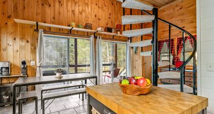 Secluded Keuka Hills Cabin | Pond | Pet Friendly