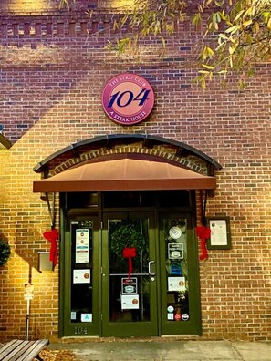 Interior - Historic Home in Downtown Greer Shop,eat & Sleep (Greer)