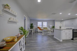 單棟房屋 (3 Bedrooms) | 內部