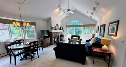 Fv43 Bretton Woods Single Level Home With AC on Golf Course!