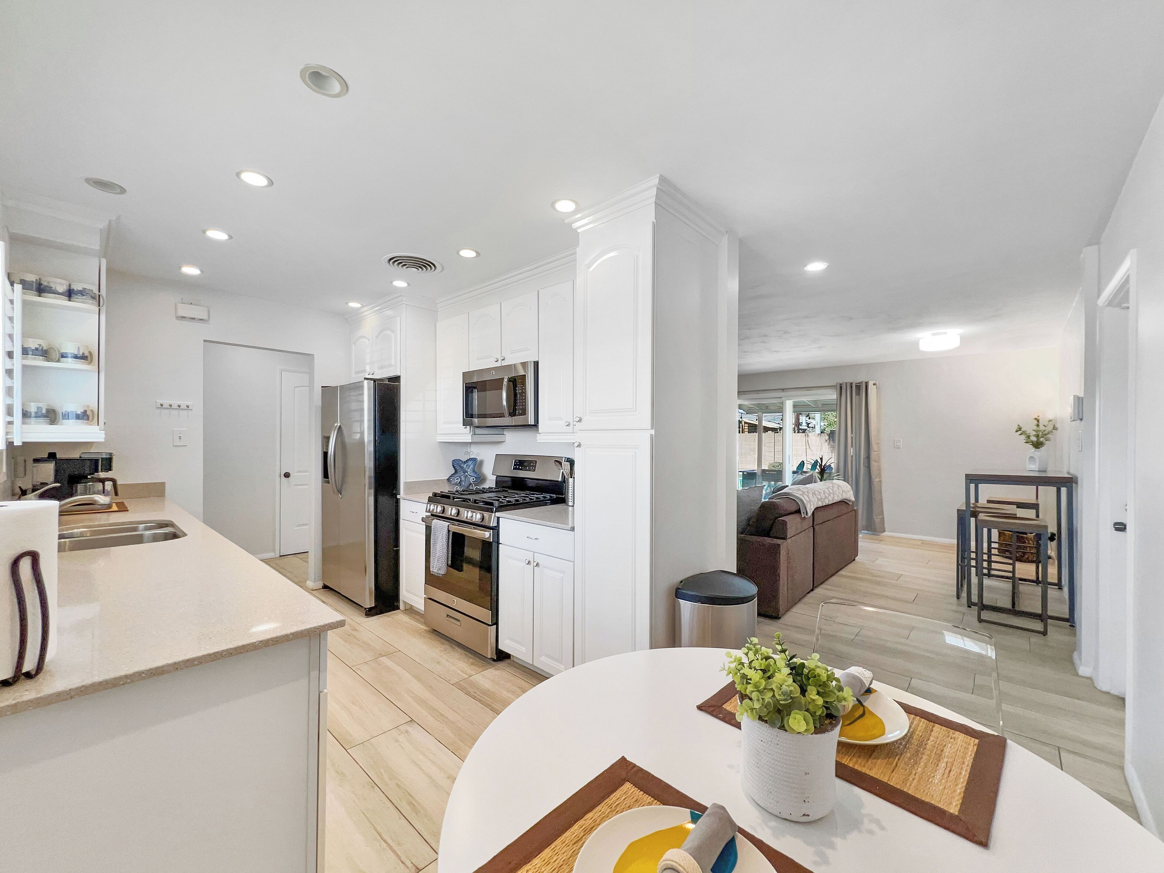 House (2 Bedrooms) | Interior