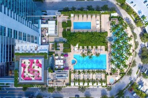 Apartment (1 Bedroom) | Interior - Luxury Four Seasons Condo Free Valet & Gym (Miami)