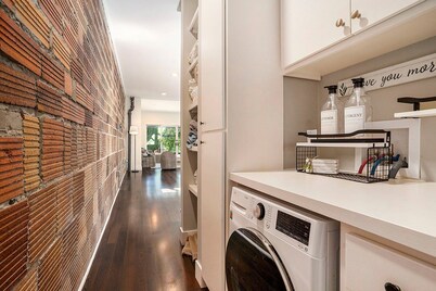 Love Mi Getaway Downtown Loft Deck Rooftop Views 110