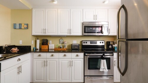 Lemon Bay Waterfront Condo w Patio