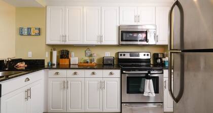 Lemon Bay Waterfront Condo w Patio