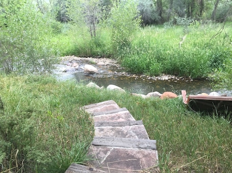 Property grounds. Cozy 1-bedroom studio in lovely Mancos with AC and Heat