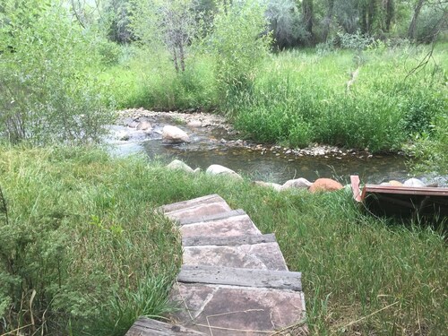 Cozy 1-bedroom studio in lovely Mancos with AC and Heat