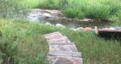 Cozy 1-bedroom studio in lovely Mancos with AC and Heat