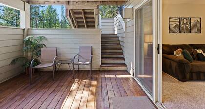 Hot Tub Getaway With Ping Pong & Sharc Passes