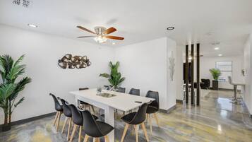Maison (5 Bedrooms) | Intérieur