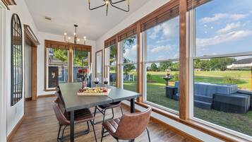 House (5 Bedrooms) | Bahagian dalam