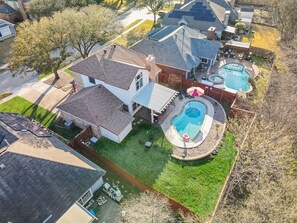 House (4 Bedrooms) | Interior - Glamorous 4BR 2B Home With Pool, Game Room & Fire Pit (Mesquite)