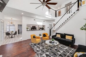 Talo (4 Bedrooms) | Sisätilat