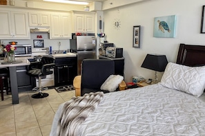 Interior - Harbour Beach Resort 518 (Daytona Beach)