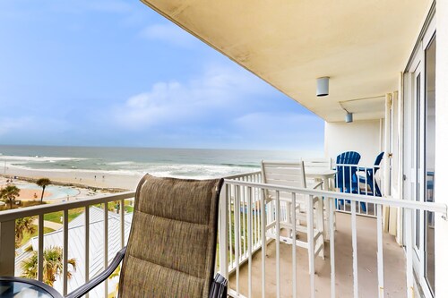 Harbour Beach Resort 518