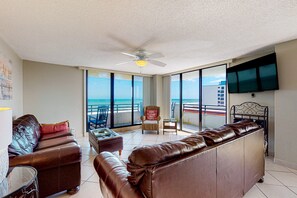 Front of property - Horizons 504 - Daytona Beach Living (Daytona Beach)