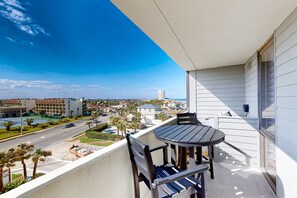 Interior - Horizons 504 - Daytona Beach Living (Daytona Beach)