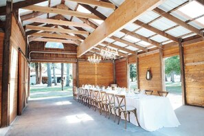 Interior - Exclusive Luxe Villa & Ranch Sonoma, Pool, Hot Tub (Sebastopol)