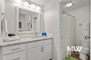 Interior - Twin Lakes Village Home Golf Retreat Community Pool Corner Lot and Single Level Living (Rathdrum)