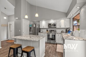 Interior - Twin Lakes Village Home Golf Retreat Community Pool Corner Lot and Single Level Living (Rathdrum)