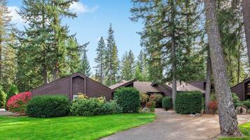 Villa (2 Bedrooms) | Interior