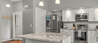 Twin Lakes Village Home Golf Retreat Community Pool Corner Lot and Single Level Living