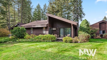 Villa (2 Bedrooms) | Interior