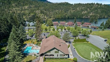 Villa (4 Bedrooms) | Interior