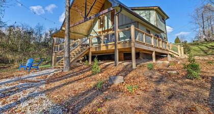 Wifi, Hot Tub & Pets - Eaglerock Retreat in Rrg!